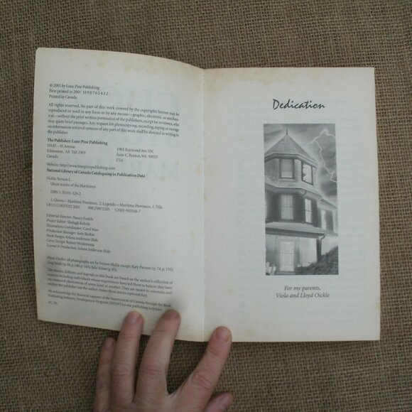 Ghost Stories of the Maritimes by Vernon Oickle paperback - Picture 9 of 16